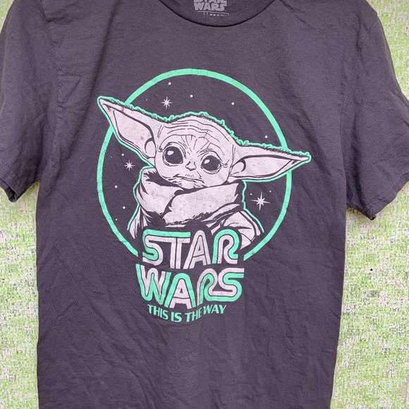 Star Wars Original Lucas Film Gray Color  Size MEDIUM  Baby Yoda Mens - Picture 1 of 5